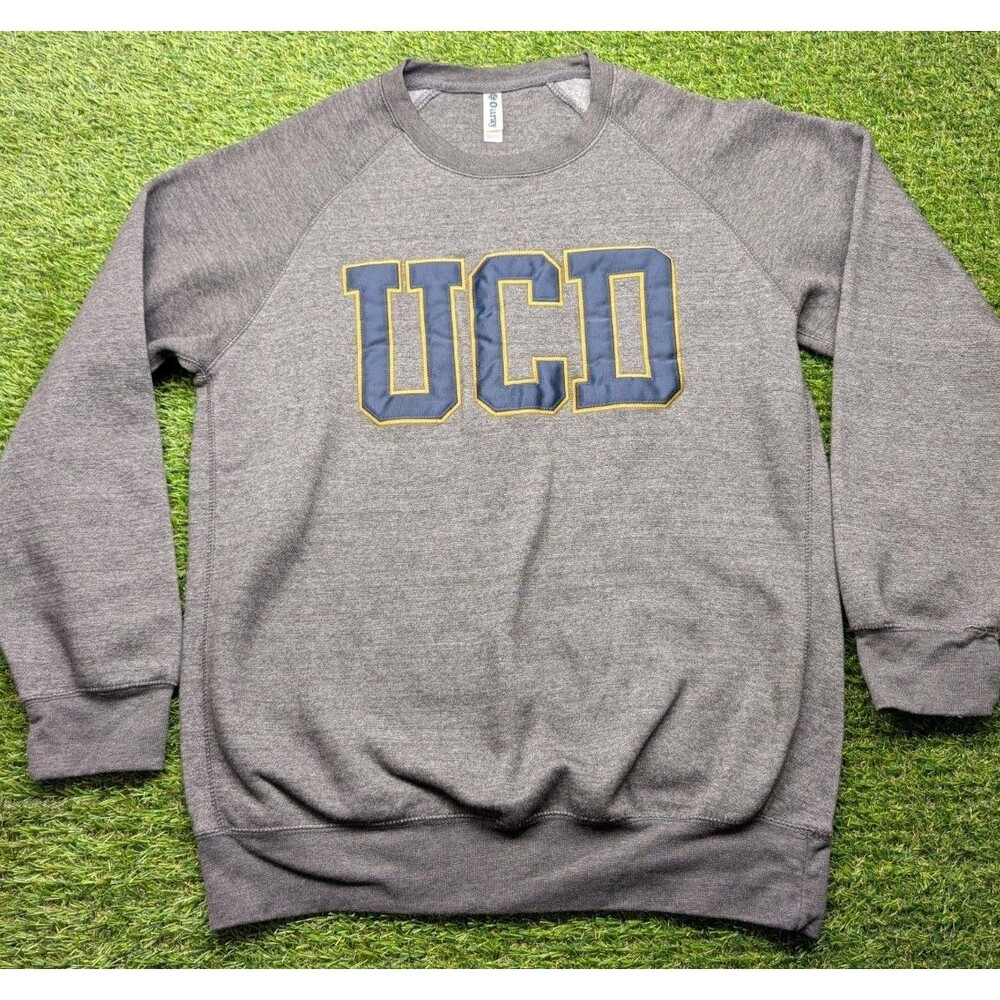 OURAY UC Davis Aggies Sweatshirt Mens Size Med Crewneck UCD Sititched Letters
